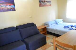 Апартаменты Apartments Milosevic Бар Номер-студио с видом на море-4