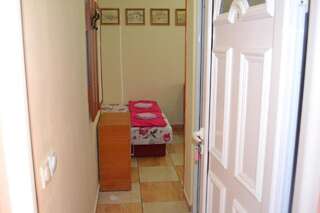 Апартаменты Apartments Milosevic Бар Номер-студио с видом на сад-5