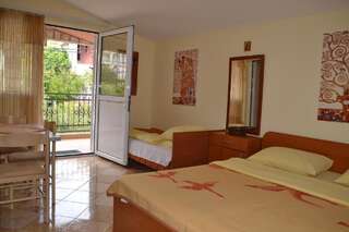 Апартаменты Apartments Milosevic Бар Стандартный трехместный номер-студио-5